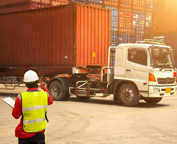 Sebagai perusahaan yang bergerak di bidang jasa kirim mengirim barang atau cargo sejak tahun 2011 lalu, baik menggunakan mode transportasi udara, darat dan laut sudah melalang buana di dunia pengiriman barang di Indonesia. 