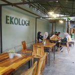 Ekologi Desk & Coffee. Sumber: ottencoffee.co.id