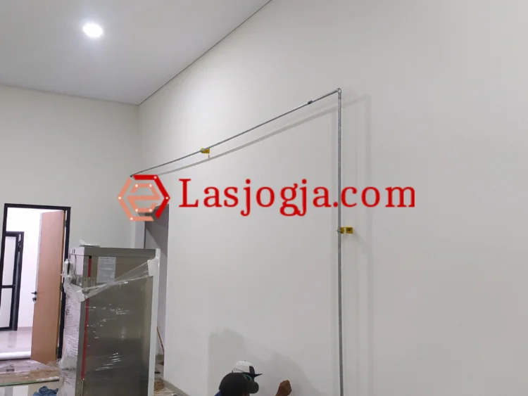Proyek instalasi gas dapur Makan Bergizi Gratis