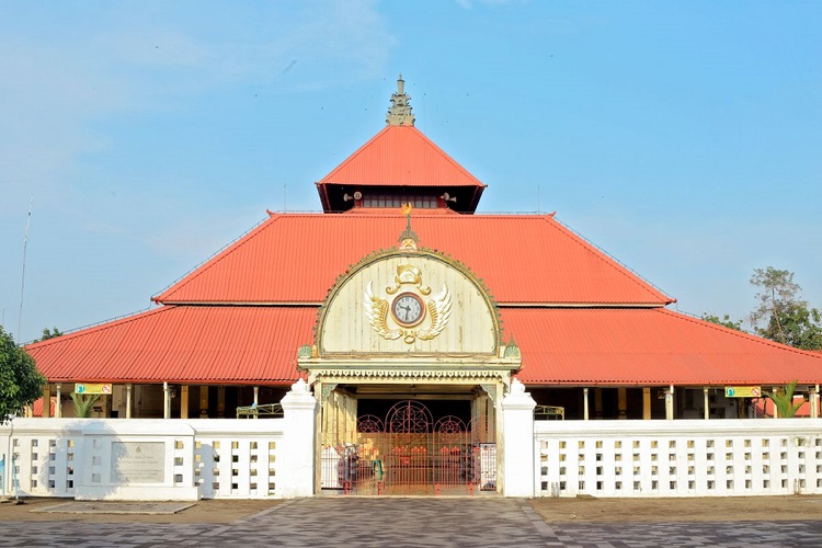 Masjid Gedhe Kauman, Sumber: regional.kompas.com