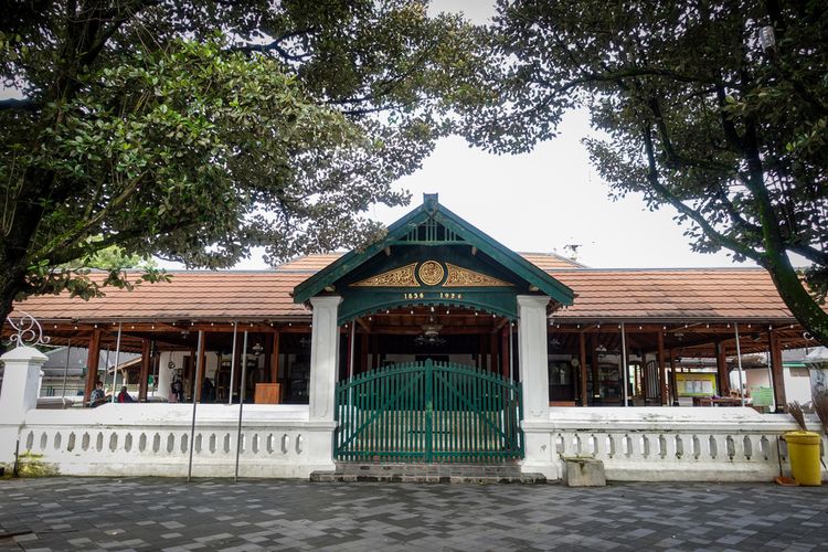 Masjid Kotagede, Sumber: travel.kompas.com