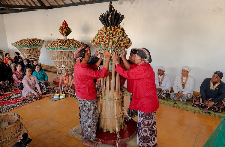 Mengenal tradisi tumplak wajik di Jogja, Sumber: ceritajogja.com