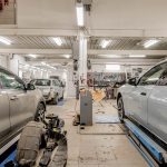 Potret bengkel mobil profesional, Sumber: pexels.com