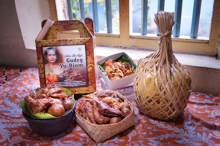 Gudeg Yu Djum, Sumber: visitingjogja.jogjaprov.go.id